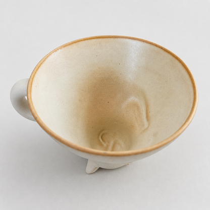 Ivory cat ceramic cup: inside of the cup